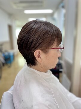 カット クラブ 美シルエット　大人ショート