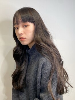 アンサム リリー(UNSOME Lille)の写真/【三軒茶屋駅徒歩3分】カット＋カラー￥6000～◎お手頃価格で叶える、透明感と抜け感のあるヘア