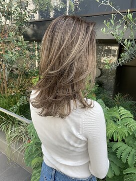 トルネード(TORNADO) 西海岸風ハニーベージュ極細ハイライト