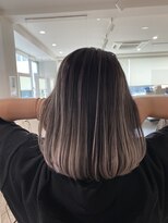 カラ ヘアーサロン(Kala Hair Salon)&nbsp;エアータッチホワイトバレイヤージュ