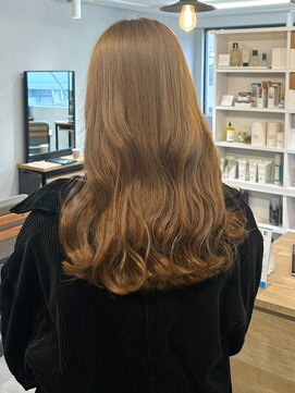 ミュラ(mulah) ブリーチなし明るめミルクティーベージュ*コテ巻きラフウェーブ