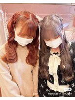 ドットハリス(.Hallis)&nbsp;ブリーチ　シルバーカラー　暖色カラー　ヘアメ