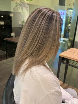 オーク 戸塚(OAK) バレイヤージュ/くすみカラー/外国人風【OAK戸塚】