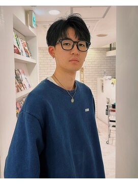 リタ(Lita) コンマヘアシースルーマッシュセンターパート