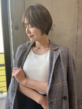 ザ シー 橋本(The C) 20代30代40代ナチュラル大人可愛いレイヤースタイル