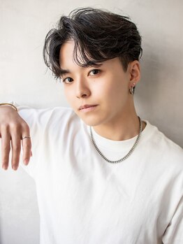 エイトウラワ 浦和店(EIGHT urawa)の写真/[浦和]【デザインパーマ+カット¥8300】ON/OFFキマるツーブロックや刈り上げも♪22時迄だからお仕事帰りに◎