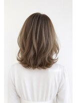 エル(LE)&nbsp;【LE】美髪レイヤー/顔まわりレイヤー/くびれミディアムレイヤー