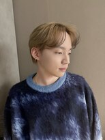 シエル バイ ケンジ 登戸 生田(CIEL by KENJE)&nbsp;毛流れセンターパートハイトーン秋冬トレンドヘア