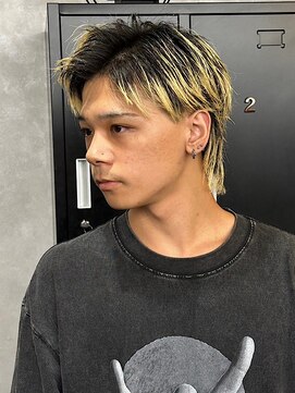 MEN’S HAIR/サーフカール/刈り上げセンターパート/春日井駅
