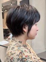 ビュートヨナカ(VIEW TOYONAKA)&nbsp;30代/小顔カット/コンパクトショート/オリーブグレージュ/豊中
