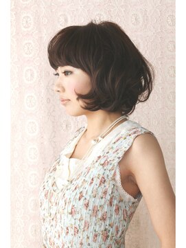 アキュレ(Aqure) ふんわりカール【大人ボブ　スタイル】