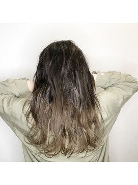 ウル(Ulu) オリジナルバレイヤージュ