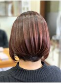 ピンク増し増し前下がりボブ