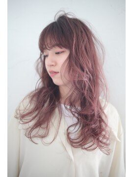 ファム(FAM) ゆるふわロングパーマ