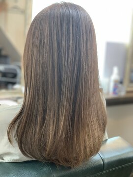 ペル テ サローネ(Per Te SALONE) ミルクティーベージュ