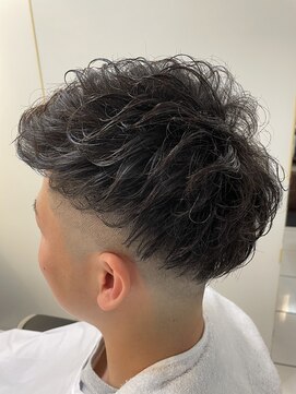 ネクサス 築地店 ツーブロック×フェード×パーマ