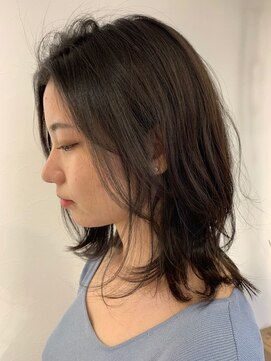 ヒューズ(HUES) 透明感ミディ☆