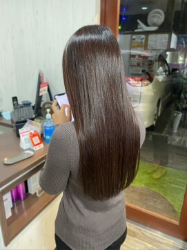 ヘアー リードレス(hair Re:dress) 思わず触りたくなる愛されうる艶ストレートロング　20・30代♪