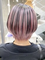 デイズ(days)&nbsp;ツートンカラー/くびれヘア　ひし形ショート　似合わせカット 