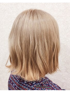 オモテ 町田店(Omote) スウィートミルクベージュ