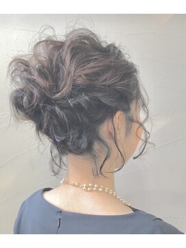 ヘアカフェ コトノハ(hair cafe Kotonoha) 【コトノハ】パーティーアレンジ編み込み卒業　ルーズアップ