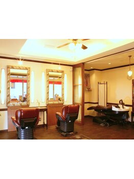 【パリジェンヌ新規\6600→\5000】プロのヘアメイクとして活躍する実力派女性オーナーがマンツーマン対応♪