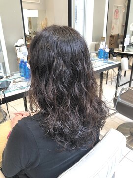 ネオリーブギンザ 銀座店(Neolive GINZA) 低温デジパでかける立体的なウェーブパーマ　(銀座)