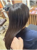 誰もが羨む艶のある髪質に