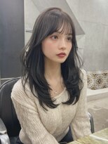 ブリンク(blink)&nbsp;ブリーチなしオリーブグレージュラフレイヤーカットケアカラー