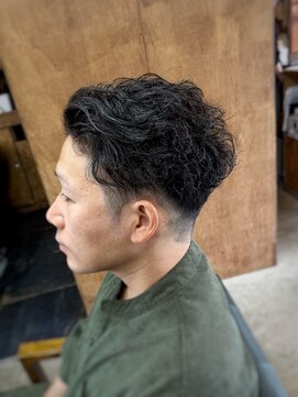 ロルド シェリ(Rold Cheri) 【山本智文】男髪短髪ツイストスパイラルパーマ