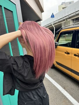 ユーリオ(Urio) 透明感ピンクカラー