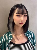 ヘアリゾート粋 新宿三丁目本店 デザインカラー/インナーカラー/ミディアム