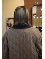 チャプター 問屋町(chapter)&nbsp;髪質改善外はねボブブロンドベージュアンブレラカラー韓国ヘア