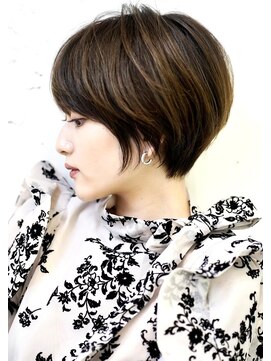 メイキー 本厚木(MA-IKI) ハイライト×くびれショートボブ / メイキー本厚木