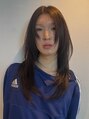 ソウス ユアン(SOURCE yuan) 暗めのカラーとストレートで大人っぽくおしゃれ