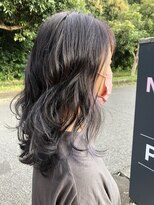 ナンバーフォーナチュラル(NO4 natural) 48. 波ウェーブ/黒髪セミロング/似合わせ/ツヤ感/垢抜け