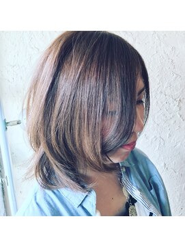 ギミック ヘア ファクトリー(gimmick hair factory) アディクシー×透明感レイヤーミディ