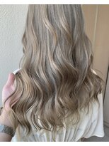 マーシアバイアルティナ 蒲田店(Marcia by artina)&nbsp;ヘルシーブロンド×こなれヘア×ハイトーンカラー×くすみカラー