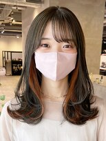アイティーバイアルバム 八王子店(IT by ALBUM) レイヤーカットイヤリングカラーオレンジ_斜めバング_ba410241