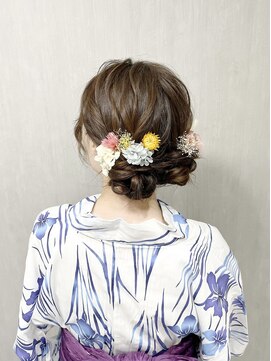 ヘアーメイクサロンアール(hair make salon R) ツインお団子ヘア