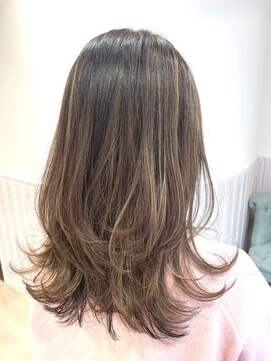 ネオリーブソラ 相模大野店(Neolive sola) ナチュラルグラデーションカラー/伸びてもokカラー