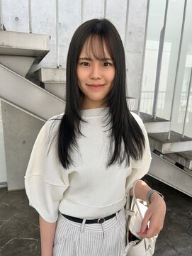 ローウェ 表参道(Louwe) Olive greige / layer cut