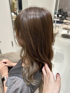 ビオラバイフーガ 綱島(Viola by FUGA) インナーカラー*ベージュ*20代30代40代