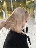ホワイトベージュ