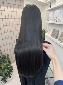 ペレ 栄 アネックス(PELE栄ANNEX) 韓国 くびれロング レイヤー ワンホンヘア 小顔前髪