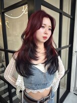 メゾンハル(Maison HALU)&nbsp;誰もが目を引くデザインカラー×ザクザクレイヤーカット