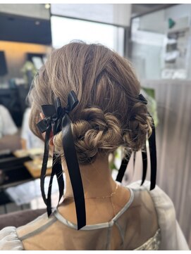 コティ(Kotii) ツインお団子アレンジ×リボン