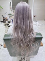 デイズ(days)&nbsp;ホワイトグレージュカラー＼ブリーチダブルカラー　ロングカット