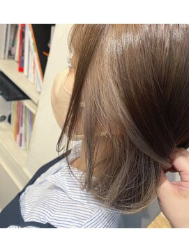 ヘアーアンドファッションシオミエイチ (hair＆fashion shiomi H) 【古谷】イヤリング/インナーカラー