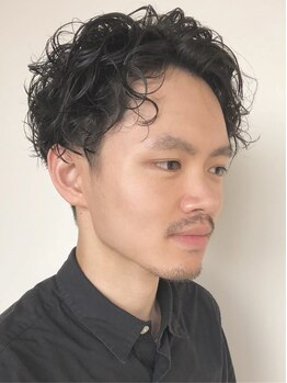 ハイト(Height)の写真/《眉カット&ヘッドスパ付メンズカット》で印象UP！仕事終わりもOK◎人気のツーブロック/刈り上げもお任せ♪